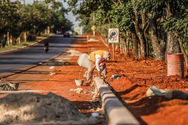 Ejecutan segunda etapa de obras en parque con presupuesto de G. 3.600 millones - ABC en el Este - ABC Color