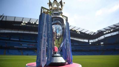 La Premier League pone en suspenso su reinicio