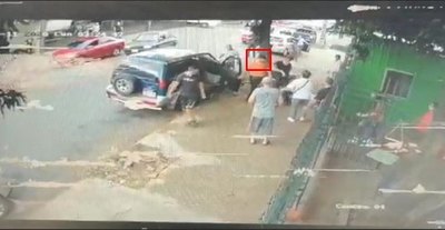 Entre cinco molieron a golpes a toda una familia | Crónica
