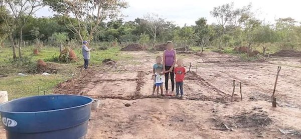 ¡Construyen casita a peques huérfanos! | Crónica