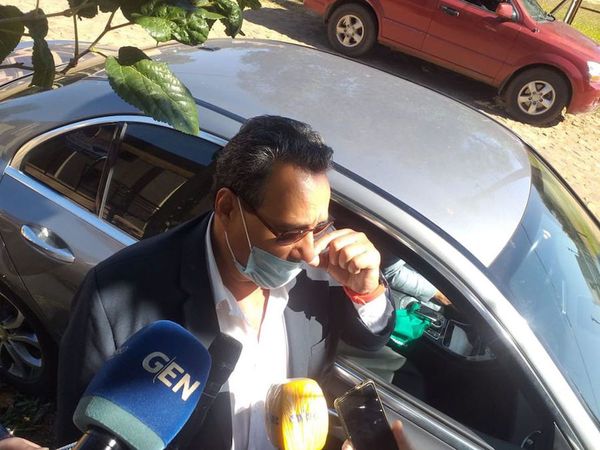 La Fiscalía imputa al gobernador de Central