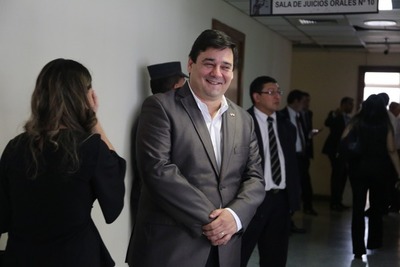 Absuelven al senador Enrique Salyn Buzarquis - Judiciales.net