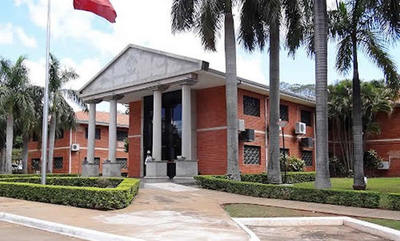 Piden continuidad del paro en la UNA - Judiciales.net