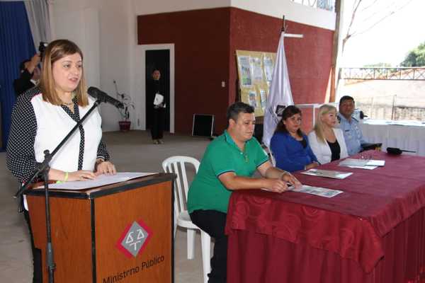 Lanzan charla “Fiscalía en las Escuelas y Colegios” - Judiciales.net
