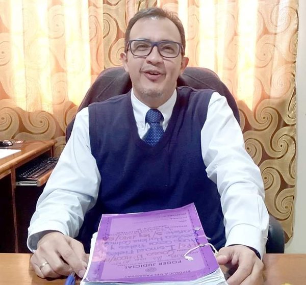 Corte pospone suspensión de juez - Judiciales.net
