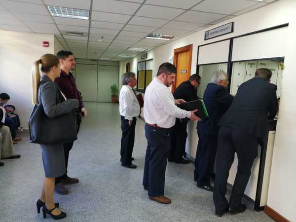 Plantean acción contra terna para ministro de Corte - Judiciales.net