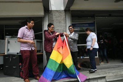 Corte de Ecuador admite el matrimonio igualitario - Judiciales.net
