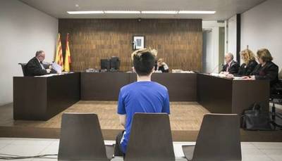 Juez prohíbe a "youtuber" usar red social por 5 años - Judiciales.net