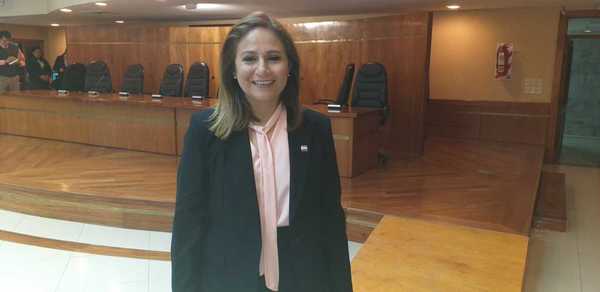 Lorena Segovia nueva defensora General - Judiciales.net
