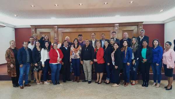 Jueces de Paz conformaron una asociación - Judiciales.net