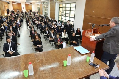 Masiva concurrencia para llenar dos cargos en el PJ - Judiciales.net