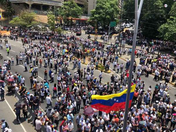 Chavistas acusan a 6 diputados por traición - Judiciales.net