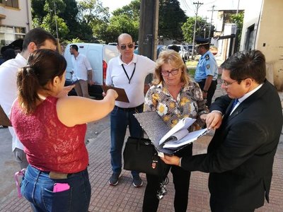 Imputan a comerciante e incautan productos falsificados - Judiciales.net