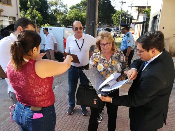 Imputan a comerciante e incautan productos falsificados - Judiciales.net