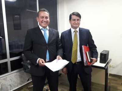 "Cucho" Cabaña denunciará a ex titular de Senabico - Judiciales.net