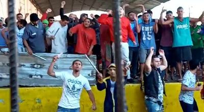 COVID-19: Reclusos piden reanudar inclusive las privadas en Tacumbú - Nacionales - ABC Color