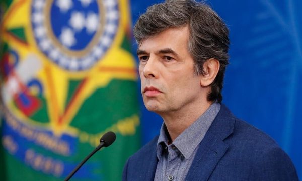 Nuevo Ministro de Salud de Brasil renuncia sin haber cumplido un mes en el cargo