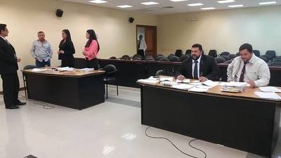 Condenan a ex intendente de Carmen del Paraná - Judiciales.net