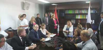 Organizaciones civiles dan respaldo a gestión de Sandra Quiñónez - Judiciales.net