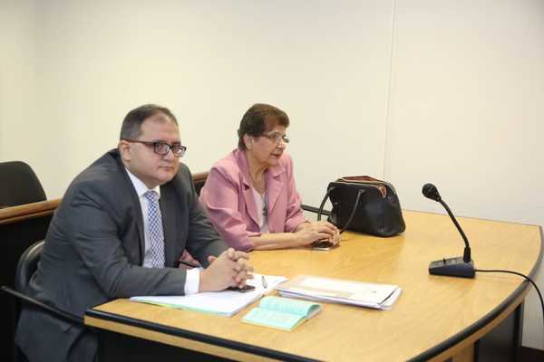 Pospuesto por 3ª vez juicio a Noyme Yore - Judiciales.net