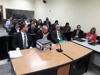 Postergado juicio al ex Contralor General de la República - Judiciales.net