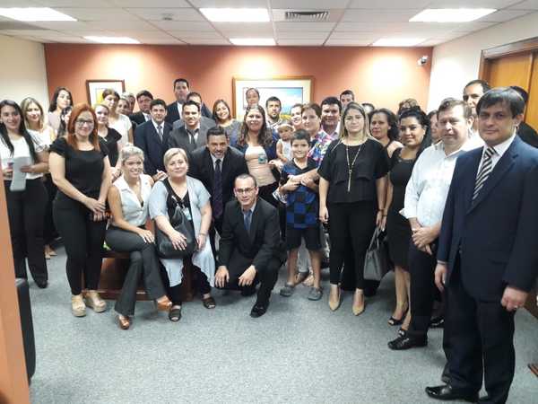 Actuarios reclaman a la Corte pago de bonificación - Judiciales.net