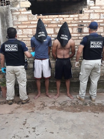Detenidos 2 sospechosos de asaltar un supermercado - Judiciales.net