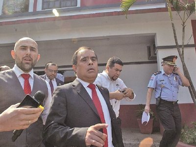 Piden juicio para ex intendente de Lambaré - Judiciales.net