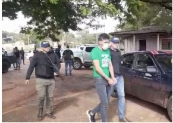 Detenien a tres personas tras allanamientos por el asesinato de policia en Yby Yaú