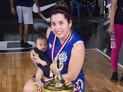 Jazmín, mamá campeona e hija de crack