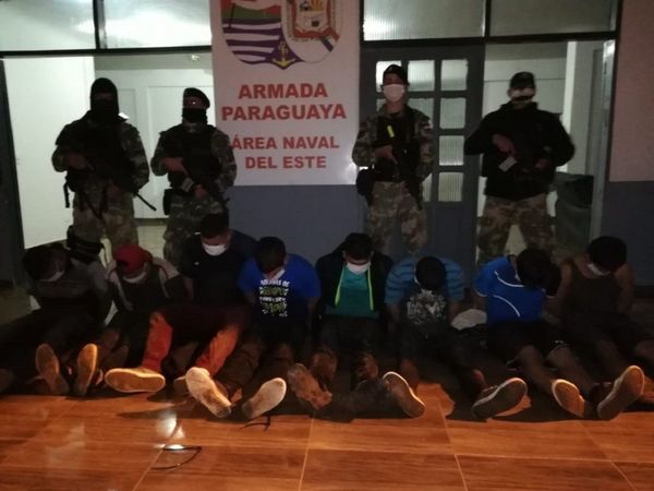 Detienen a 8 personas que intentaron cruzar por el río Paraná