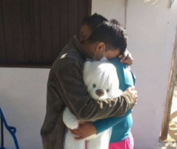 Final feliz: Alexis encontró a su mamá