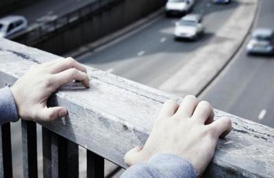 El inesperado efecto del coronavirus en la tasa de suicidios en Japón - C9N