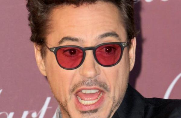 Robert Downey Jr. 'traiciona' a Marvel y se va con DC Comics - SNT