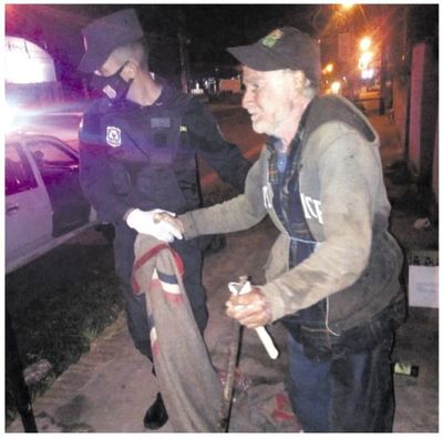 Auxilian a una persona desamparada en Itá - Locales - ABC Color