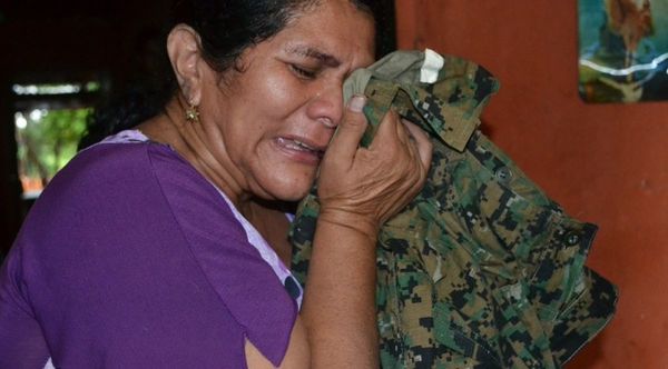 Ña Obdulia lloró la ausencia de su hijo Edelio Morínigo