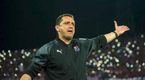 Aldo Bobadilla agradece a la embajada por el regreso a casa