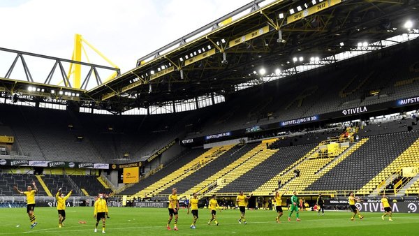 'Echamos mucho de menos a nuestro público', dice DT del Dortmund
