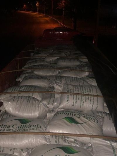 Decomisan 30 toneladas de azúcar de contrabando en Canindeyú - Nacionales - ABC Color