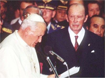 32 años de la histórica visita del papa Juan Pablo II a Paraguay