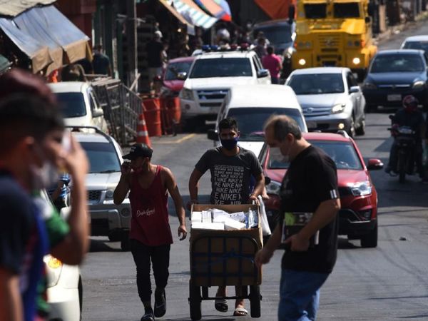 Ministro destaca baja circulación viral; 69% está en aislamiento