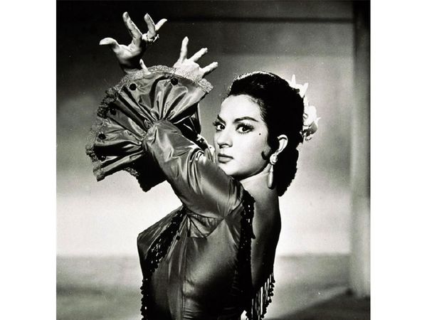 Lola Flores, una influencer, antes de crearse el término