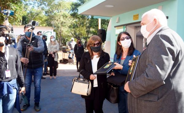 Inauguran en Encarnación un moderno hospital de campaña - Locales - ABC Color