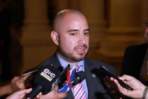 Ariel Oviedo cree que la Justicia es un problema en el tema ambiental - Campo 9 Noticias