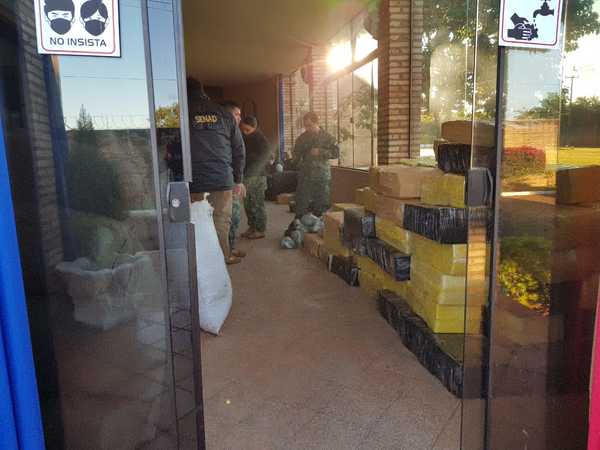 Fiscal investiga el caso de hombres que transportaban drogas a bordo de un camión en Amambay » Ñanduti