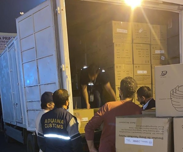 Covid-19: despacho correspondiente a respiradores 'no se pudo desaduanar', comunican