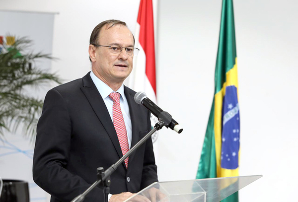 Asumió nuevo director general paraguayo de la ITAIPU