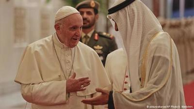 El papa llega a Emiratos Árabes Unidos para una visita histórica - Campo 9 Noticias