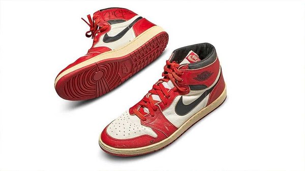 Los calzados Air Jordan desgastados se venden por un récord de US$ 560.000