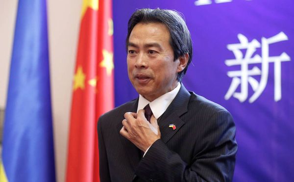 Hallan muerto a embajador de China